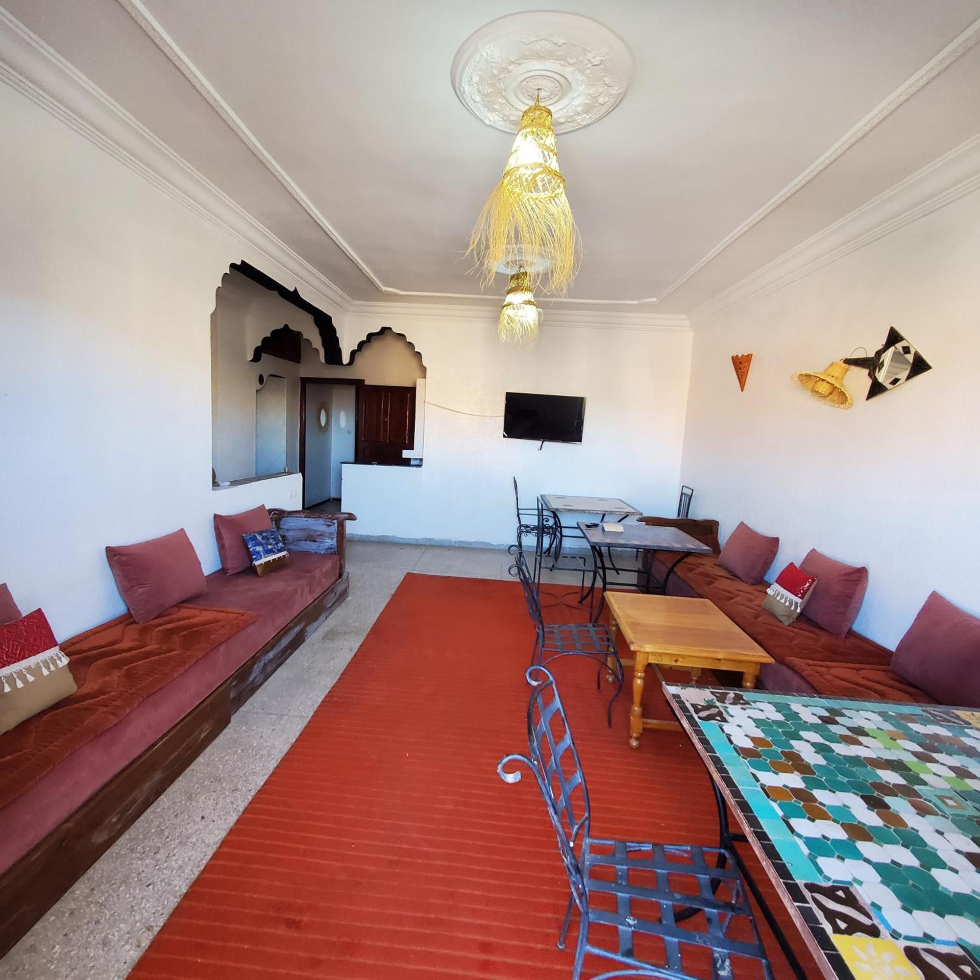 Warzazat Hostel Exteriör bild