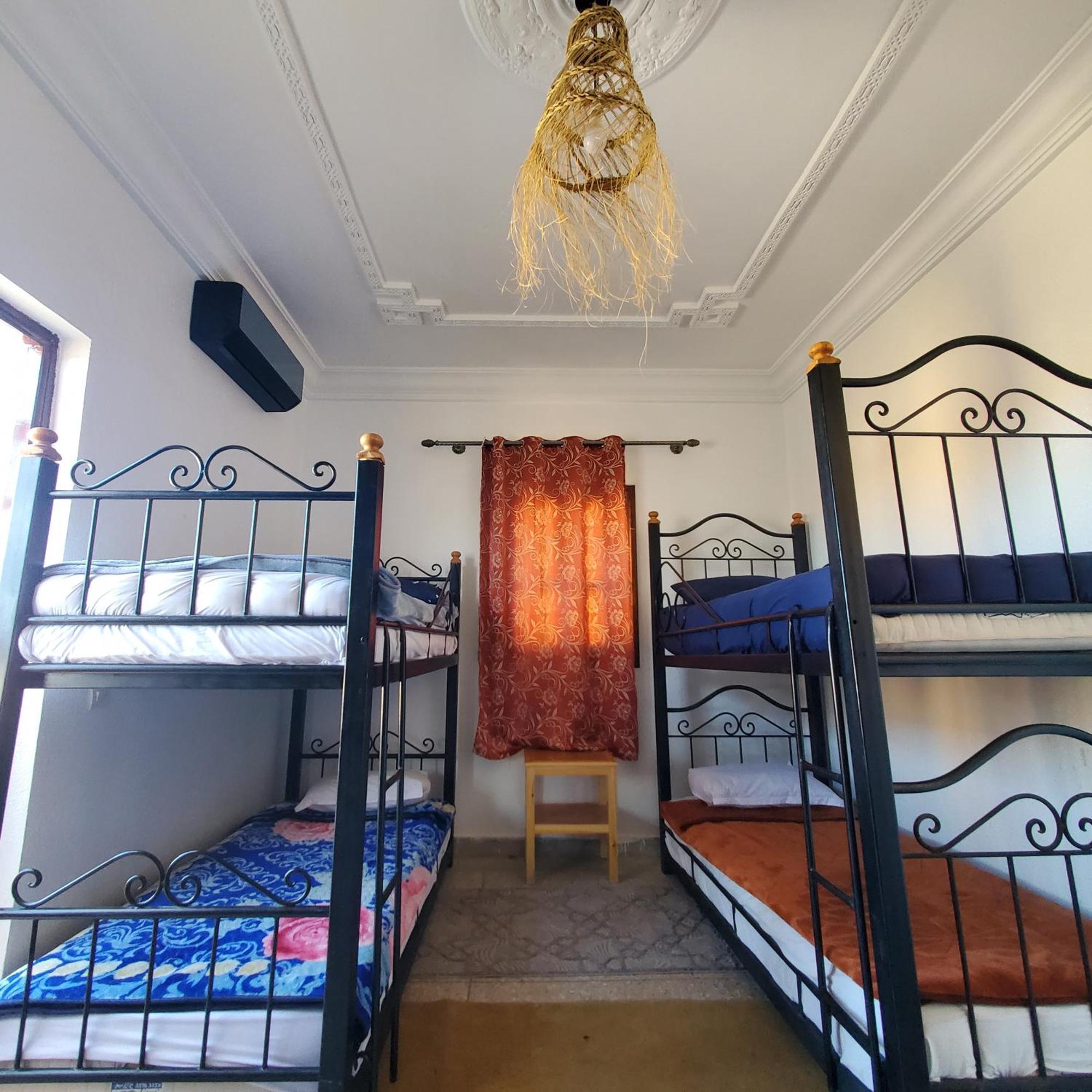 Warzazat Hostel Exteriör bild