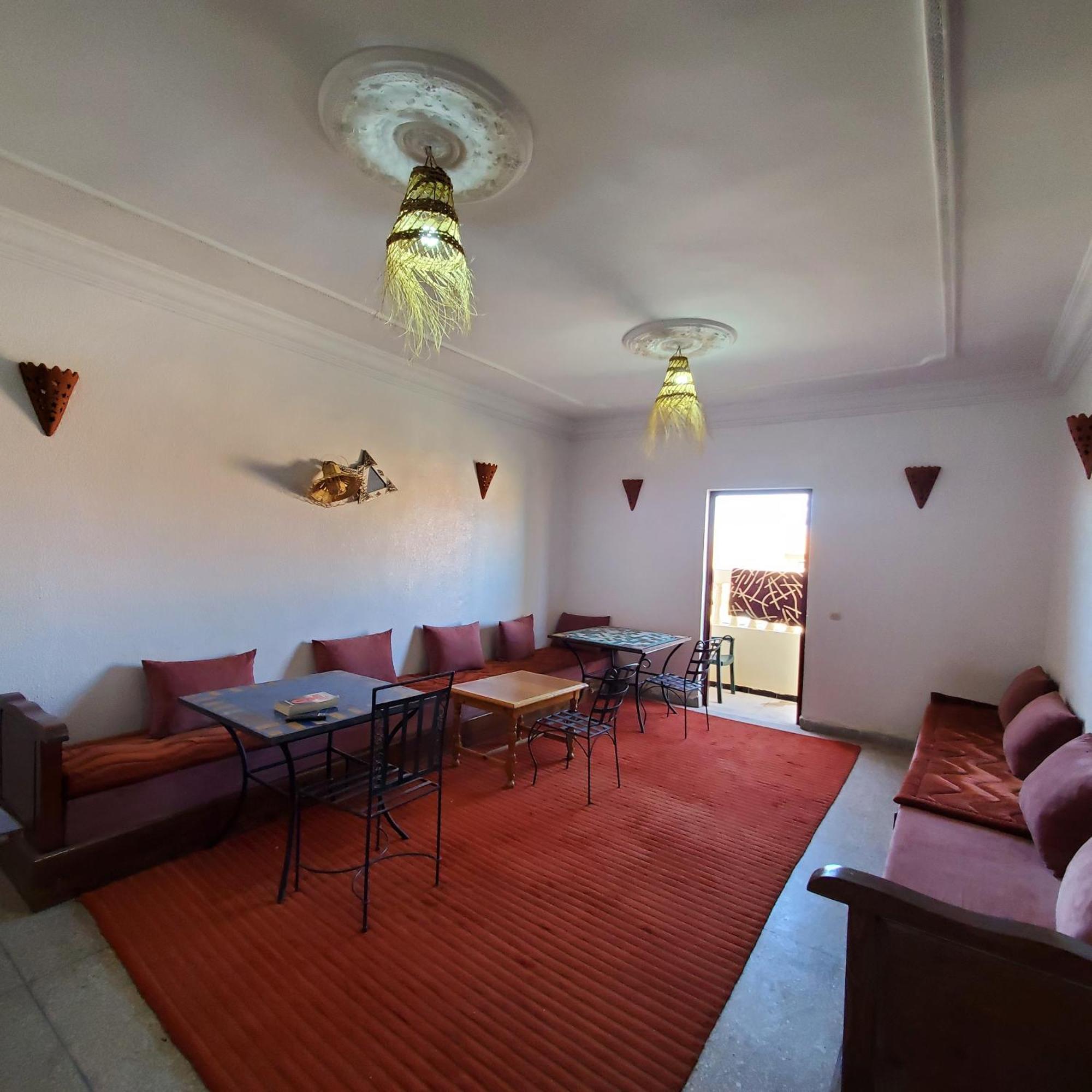 Warzazat Hostel Rum bild